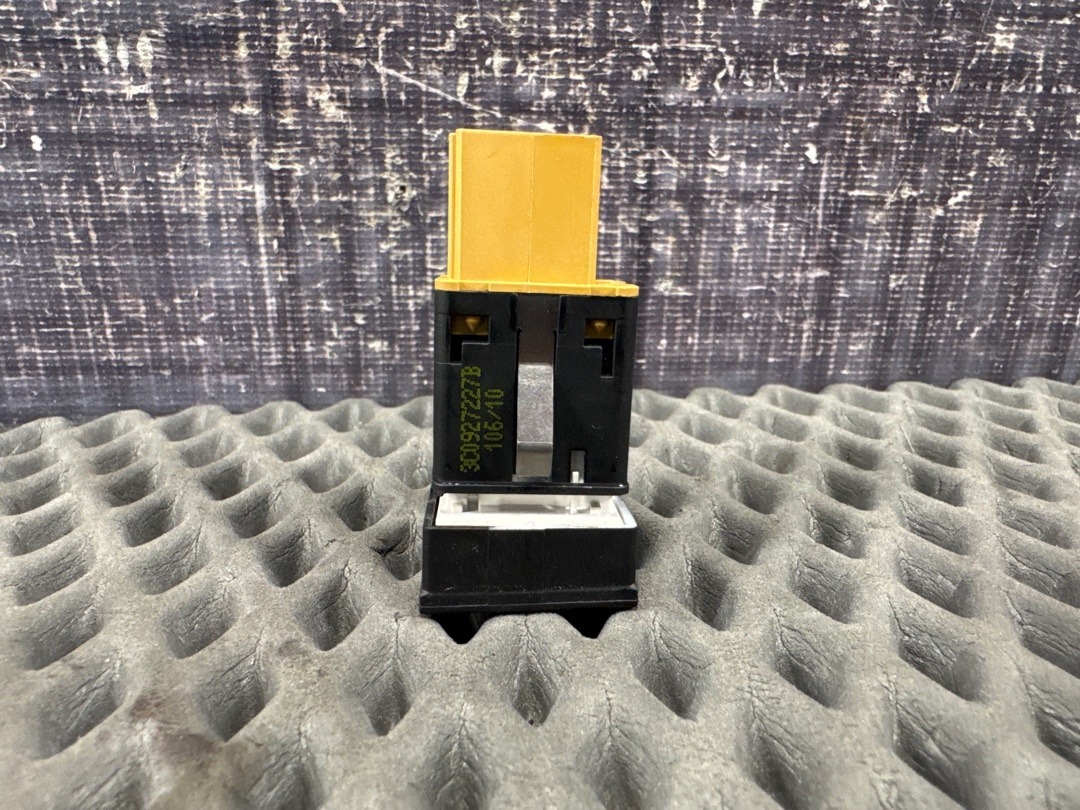 Кнопка Auto-Hold, 780 рублей, Красноярск