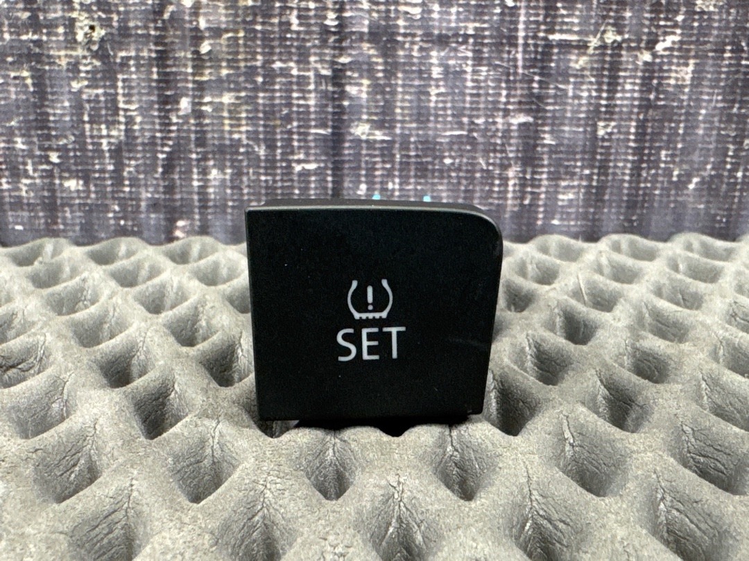 Кнопка салона, 720 рублей, Красноярск