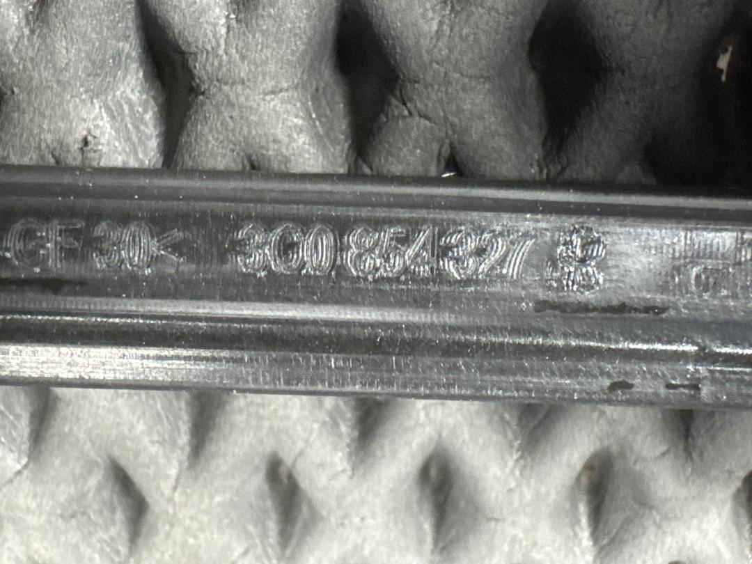 Молдинг лобового стекла, 1510 рублей, Красноярск