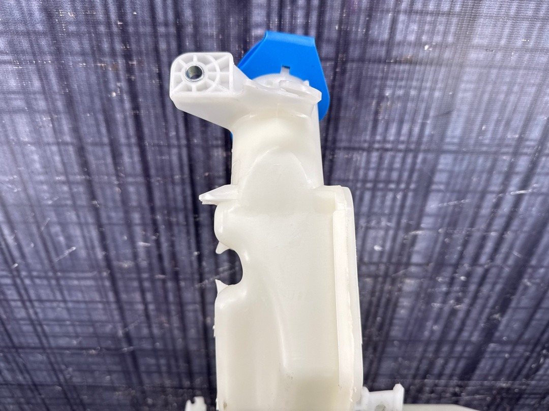 Бачок омывателя, 3370 рублей, Красноярск