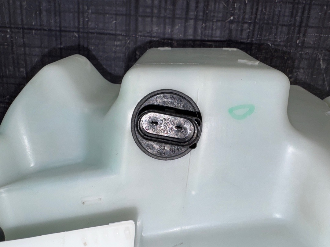 Бачок омывателя, 3370 рублей, Красноярск