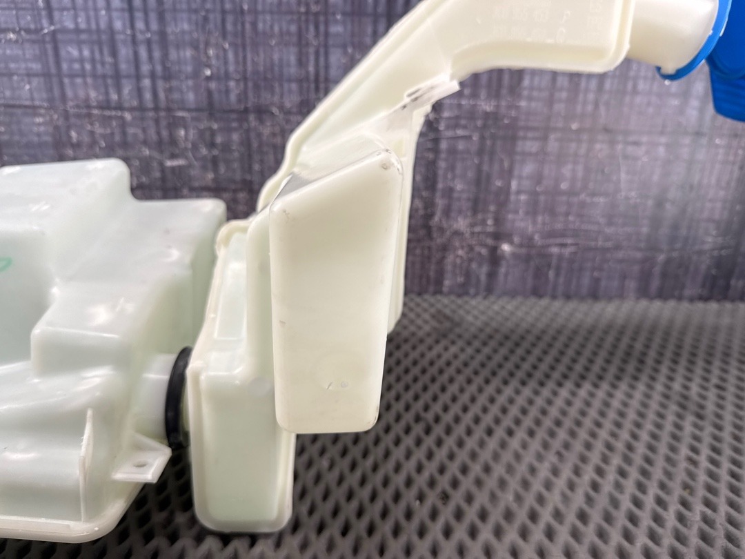 Бачок омывателя, 3370 рублей, Красноярск