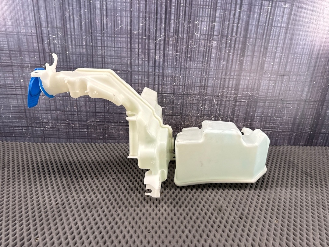 Бачок омывателя, 3370 рублей, Красноярск