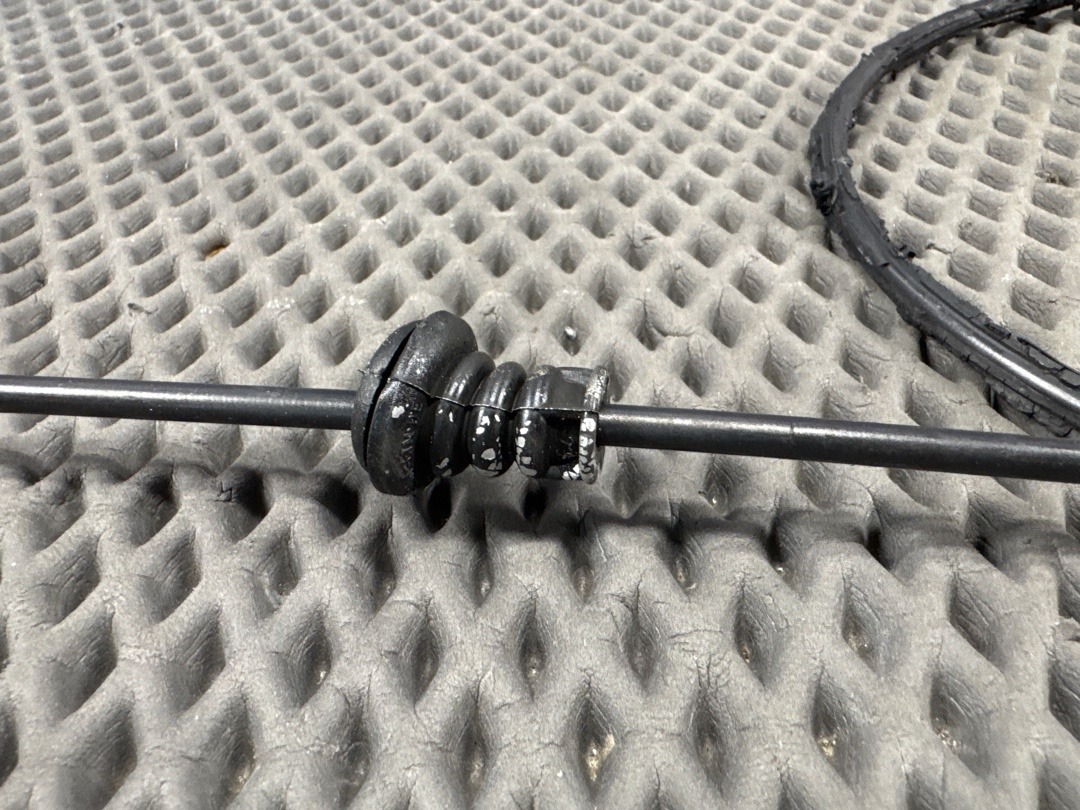 Трос капота, 730 рублей, Красноярск