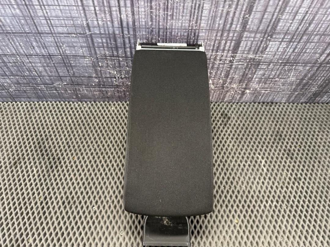 Подлокотник, 4210 рублей, Красноярск