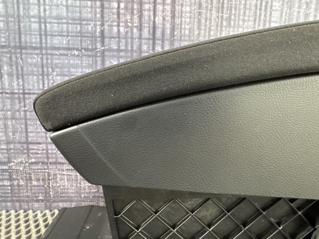 Подлокотник, 4210 рублей, Красноярск