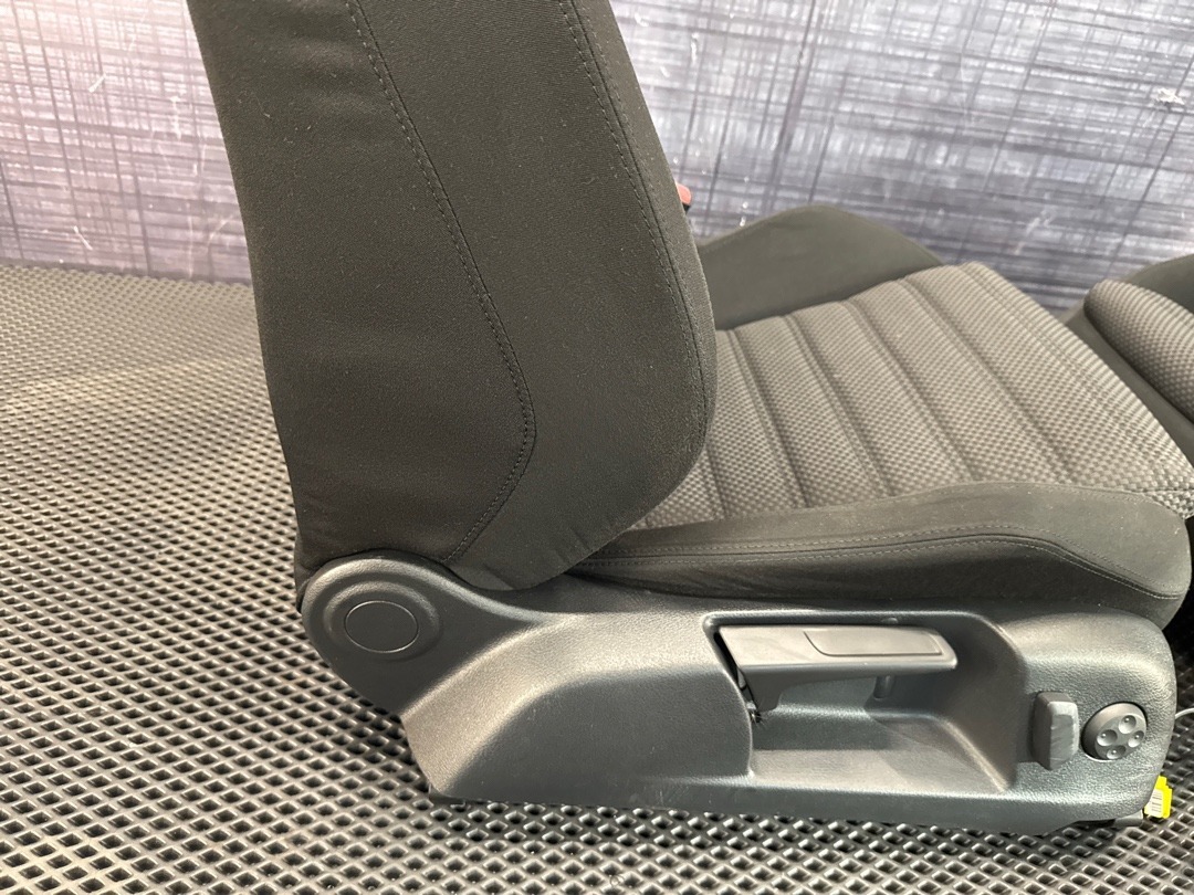 Комплект сидений, 31120 рублей, Красноярск