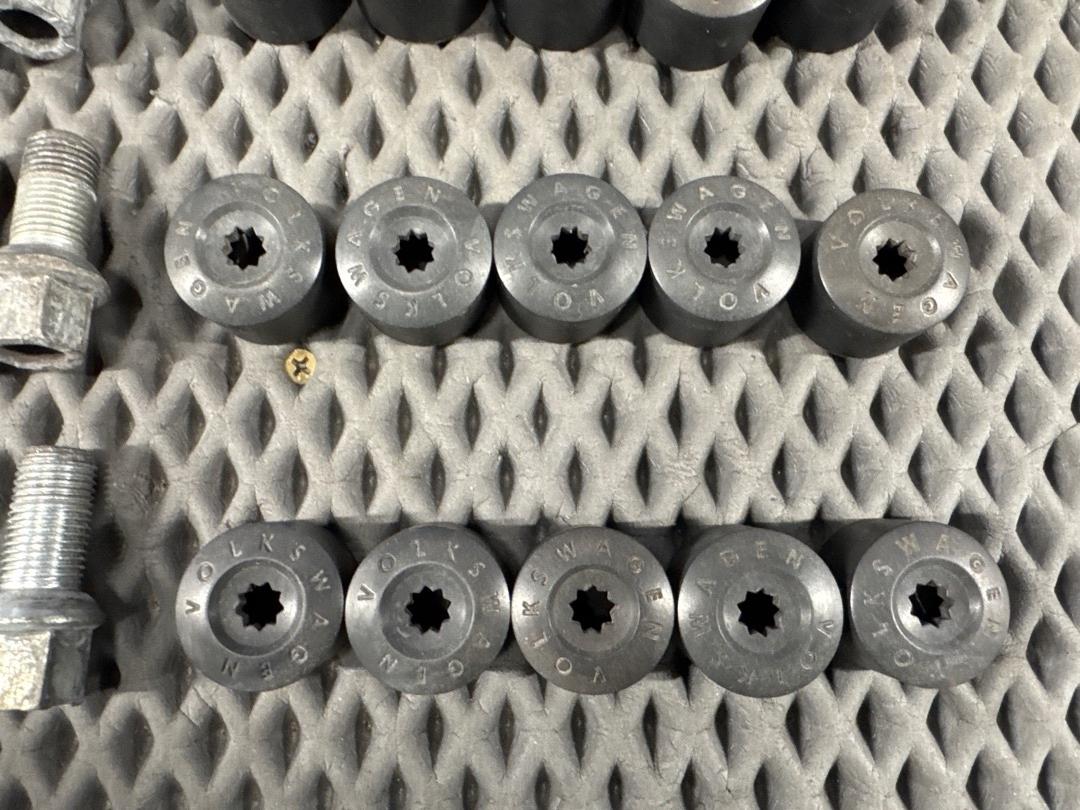 Комплект колесных болтов, 3720 рублей, Красноярск