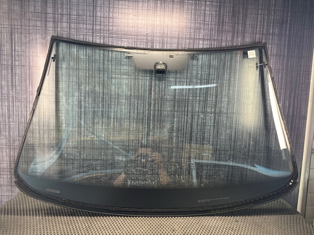 Стекло лобовое, 8660 рублей, Красноярск