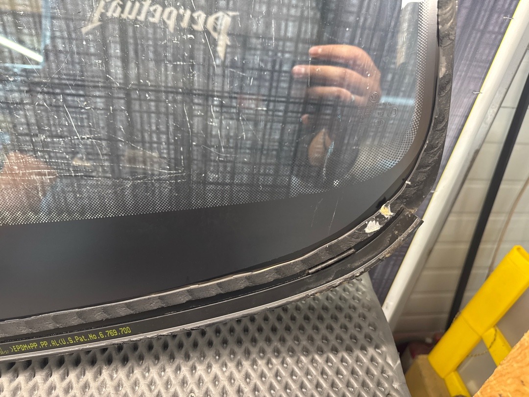 Стекло лобовое, 8660 рублей, Красноярск