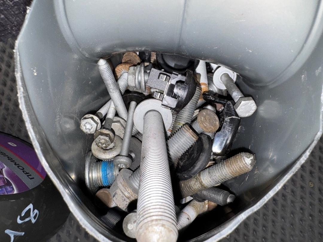 Болты и гайки, 3960 рублей, Красноярск