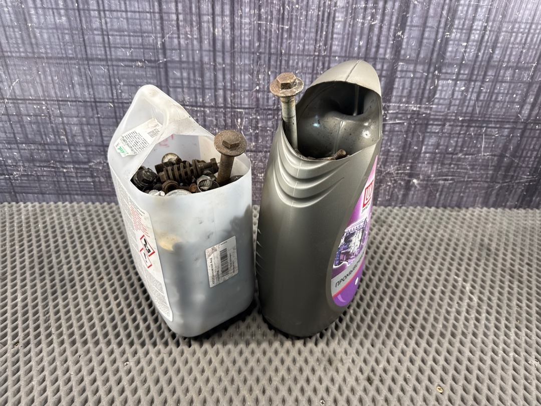 Болты и гайки, 4730 рублей, Красноярск