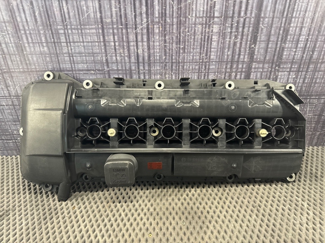 Крышка клапанов, 10490 рублей, Красноярск