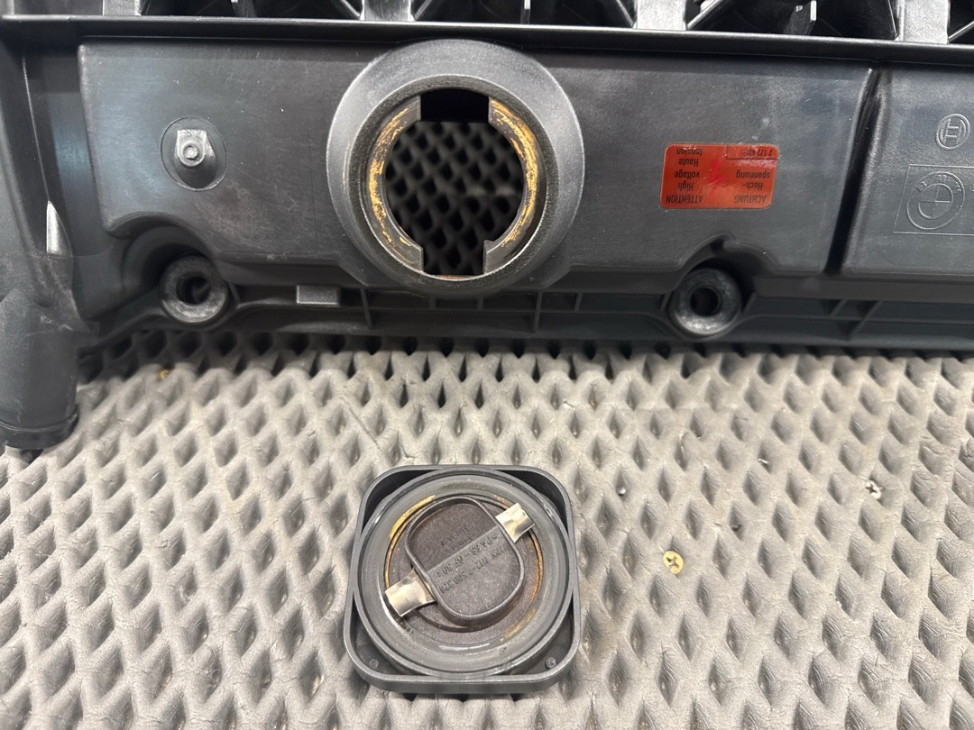 Крышка клапанов, 10490 рублей, Красноярск