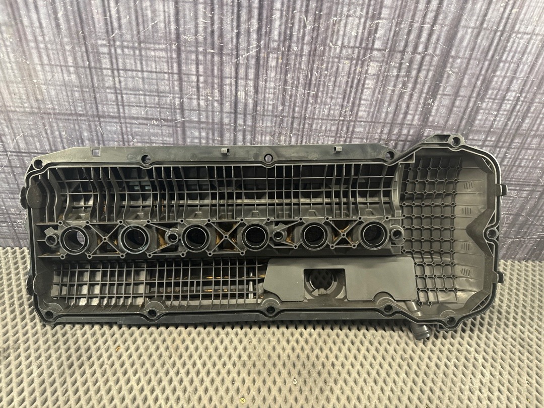 Крышка клапанов, 10490 рублей, Красноярск