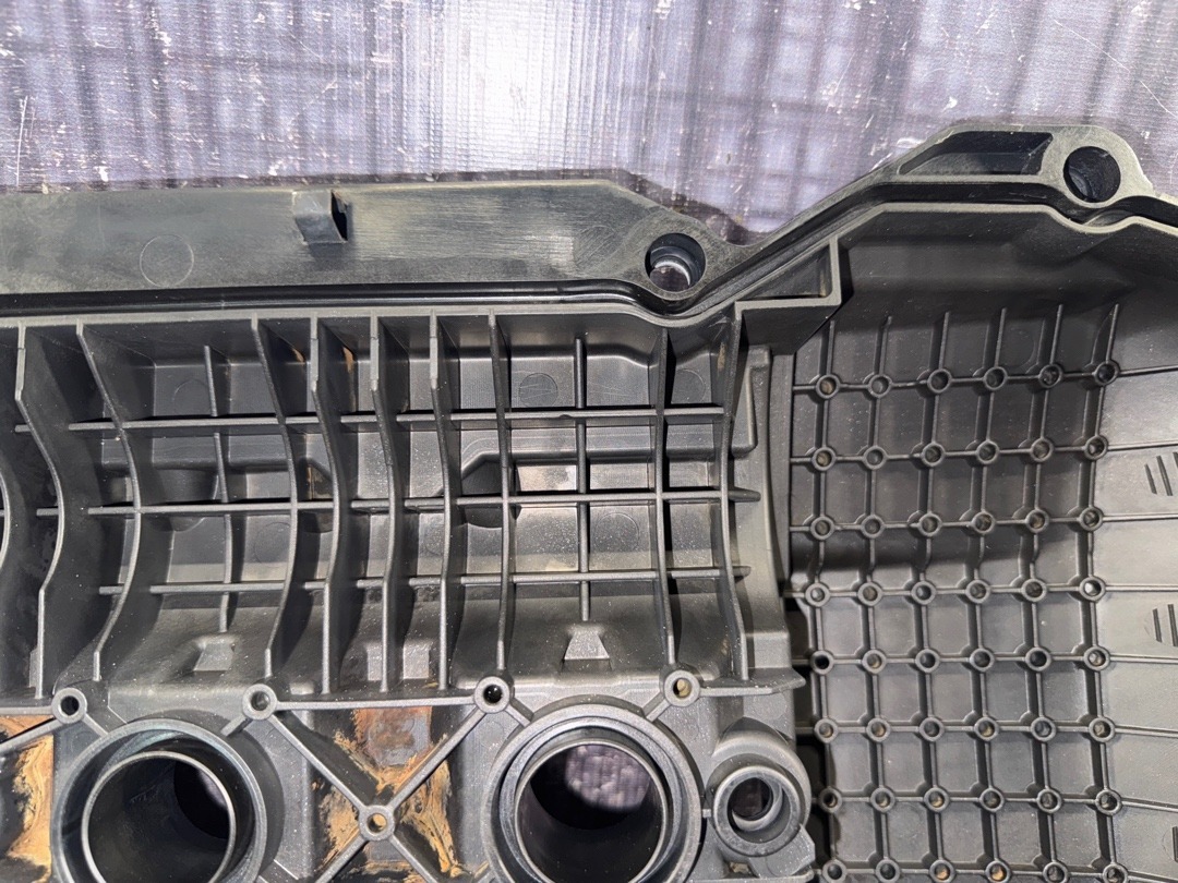 Крышка клапанов, 10490 рублей, Красноярск