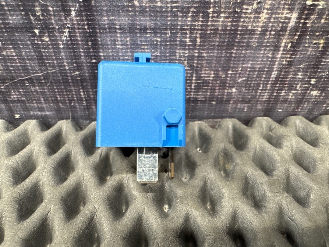 Реле, 820 рублей, Красноярск