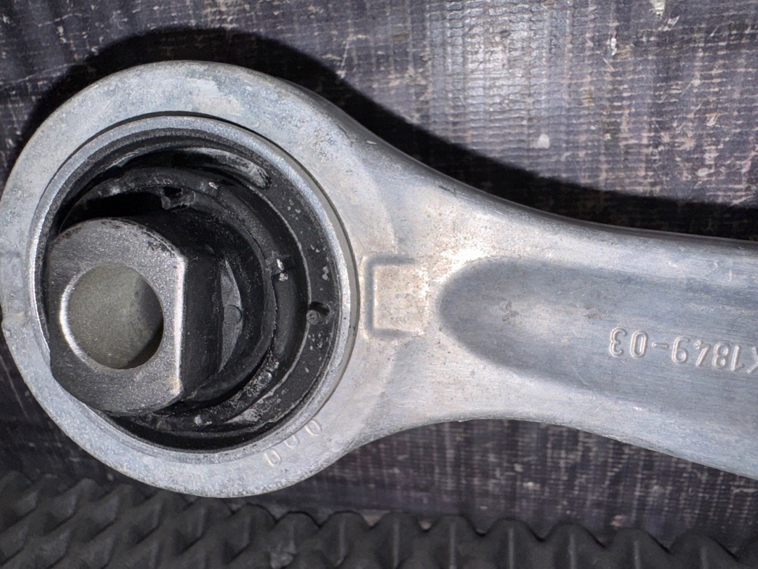 Рычаг подвески, 4430 рублей, Красноярск