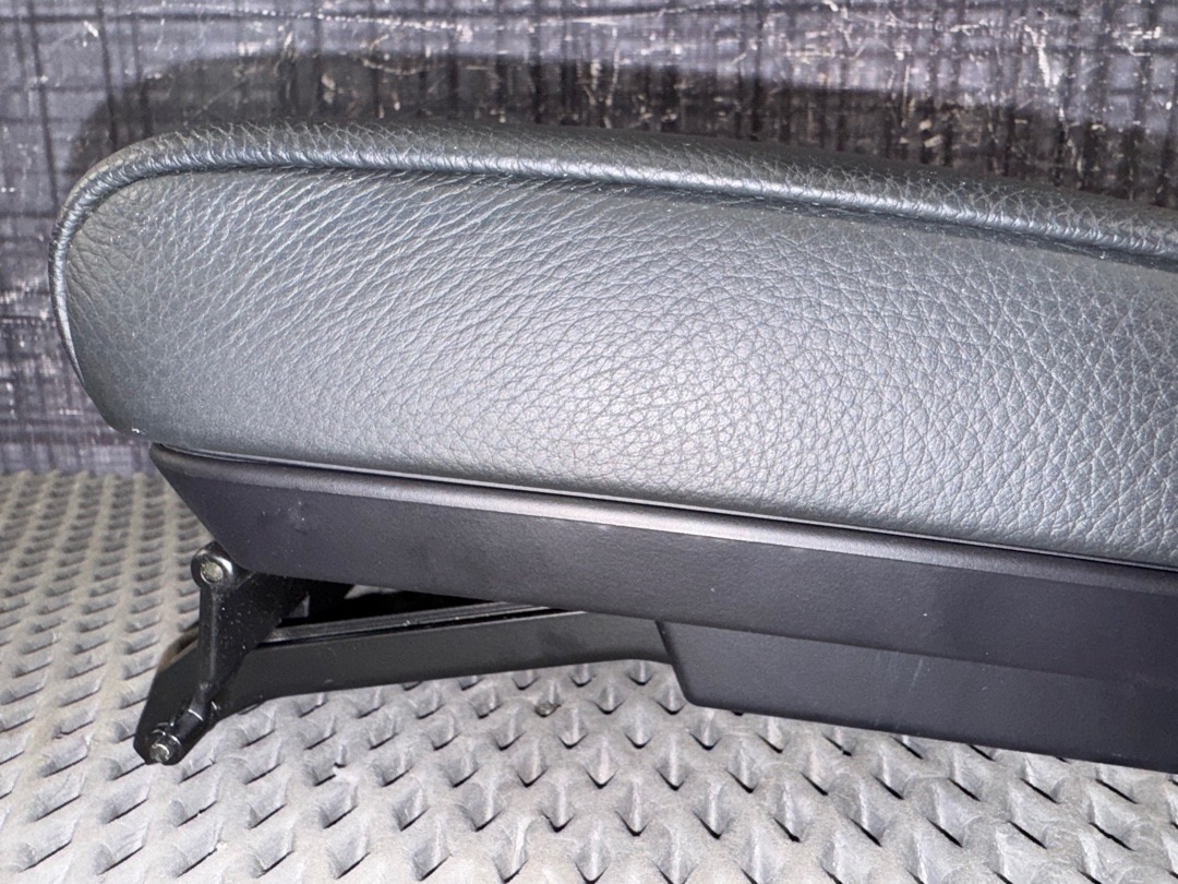 Подлокотник, 3670 рублей, Красноярск