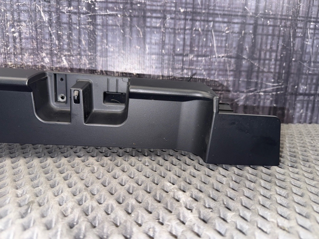 Пластик багажника, 720 рублей, Красноярск