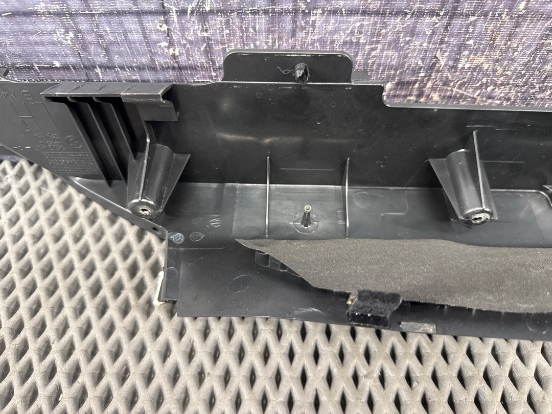 Пластик багажника, 720 рублей, Красноярск