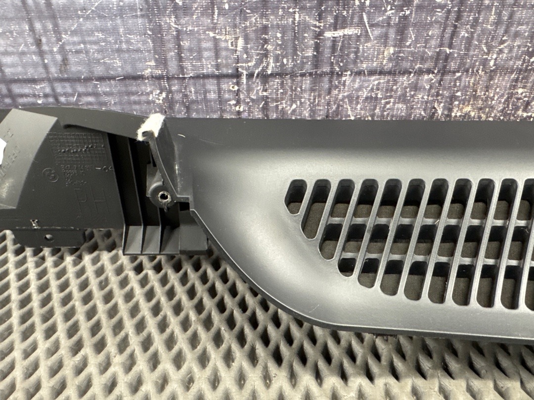 Пластик багажника, 720 рублей, Красноярск