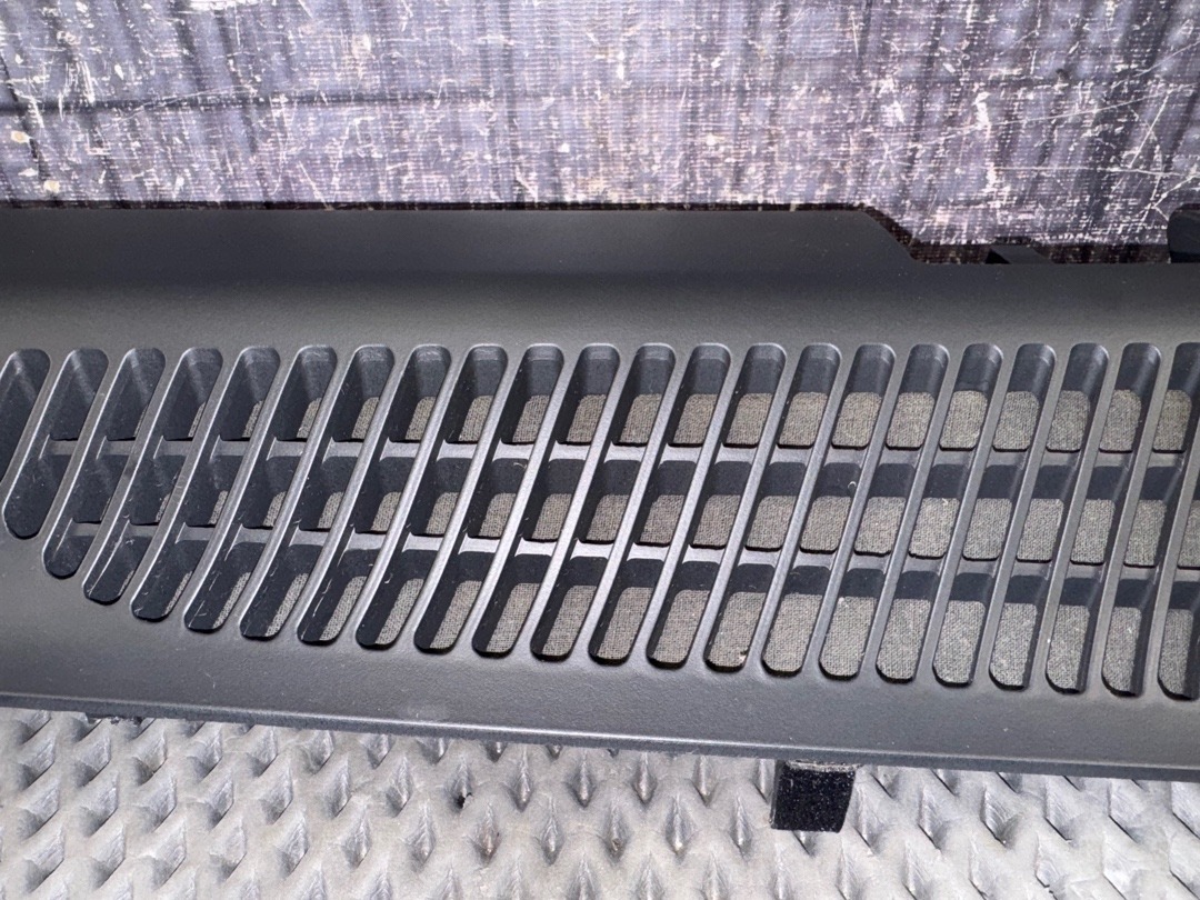 Пластик багажника, 720 рублей, Красноярск