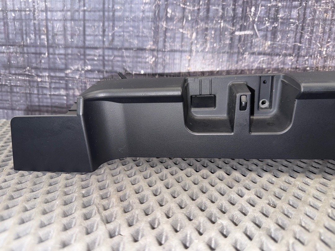 Пластик багажника, 720 рублей, Красноярск