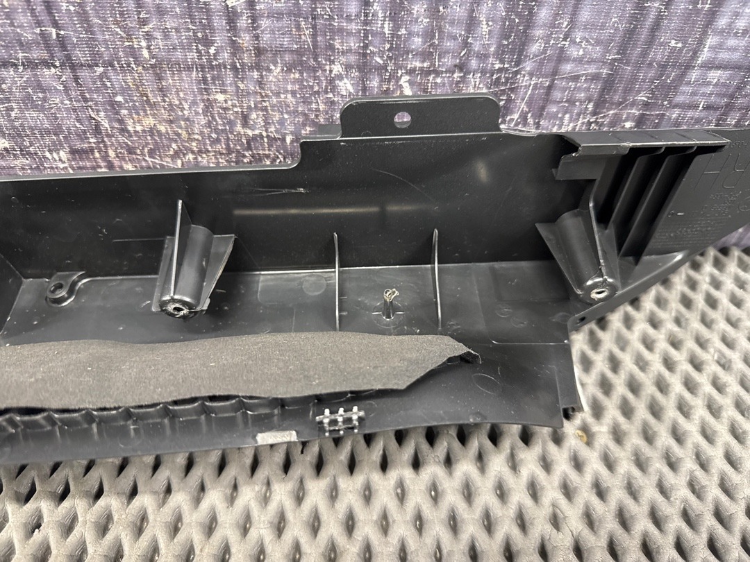 Пластик багажника, 720 рублей, Красноярск