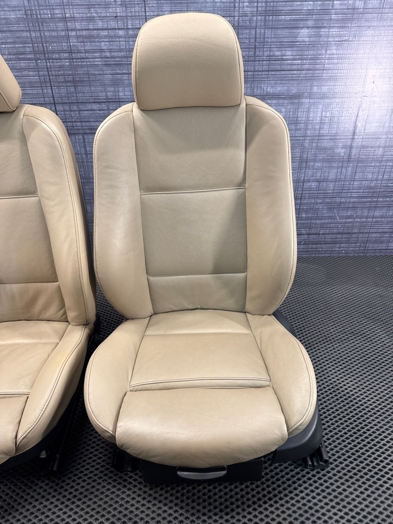 Комплект сидений, 67480 рублей, Красноярск