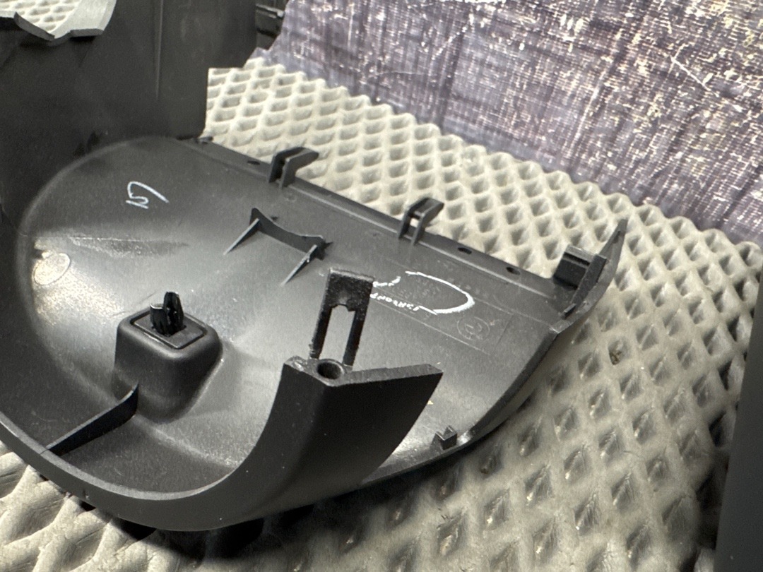 Кожух рулевой колонки, 880 рублей, Красноярск