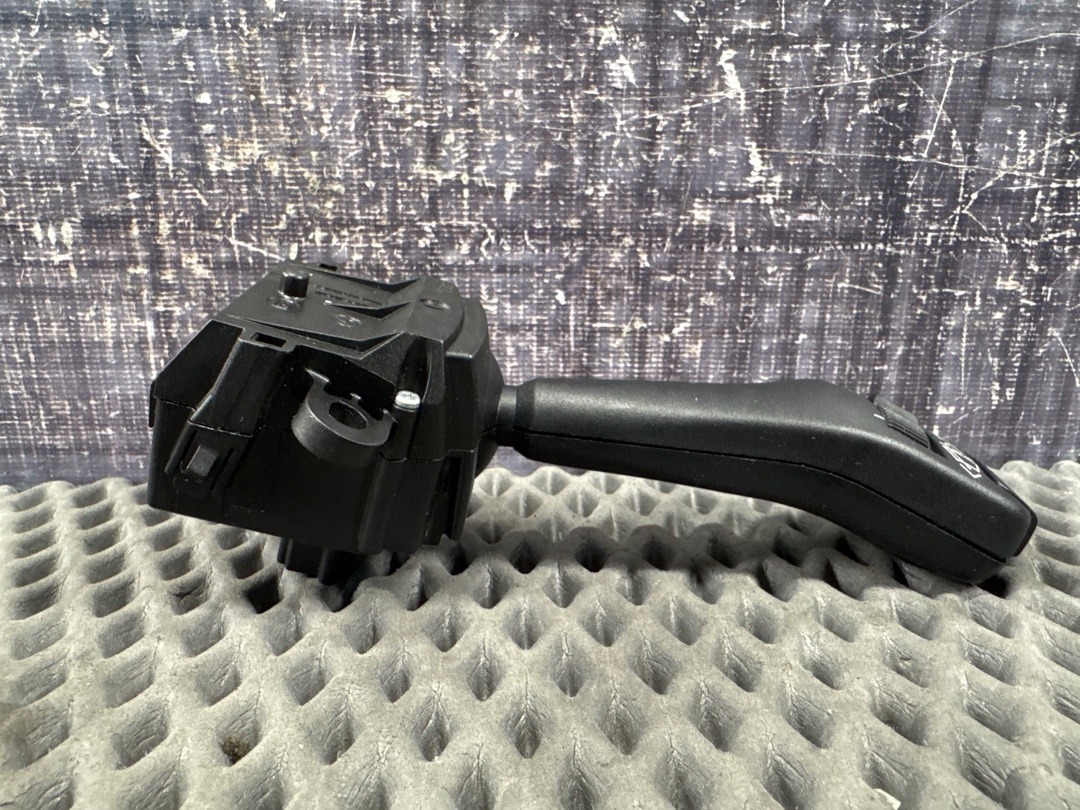 Подрулевой переключатель, 1120 рублей, Красноярск