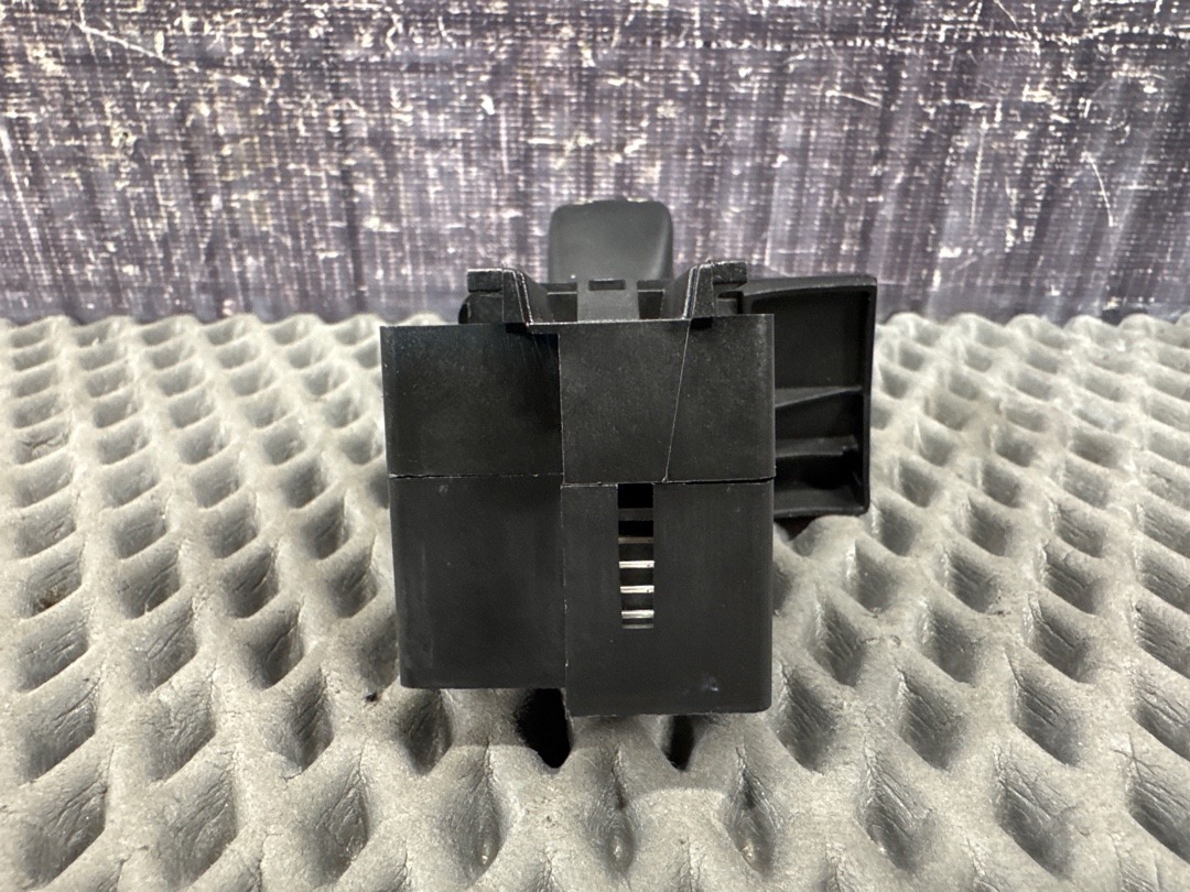 Подрулевой переключатель, 460 рублей, Красноярск