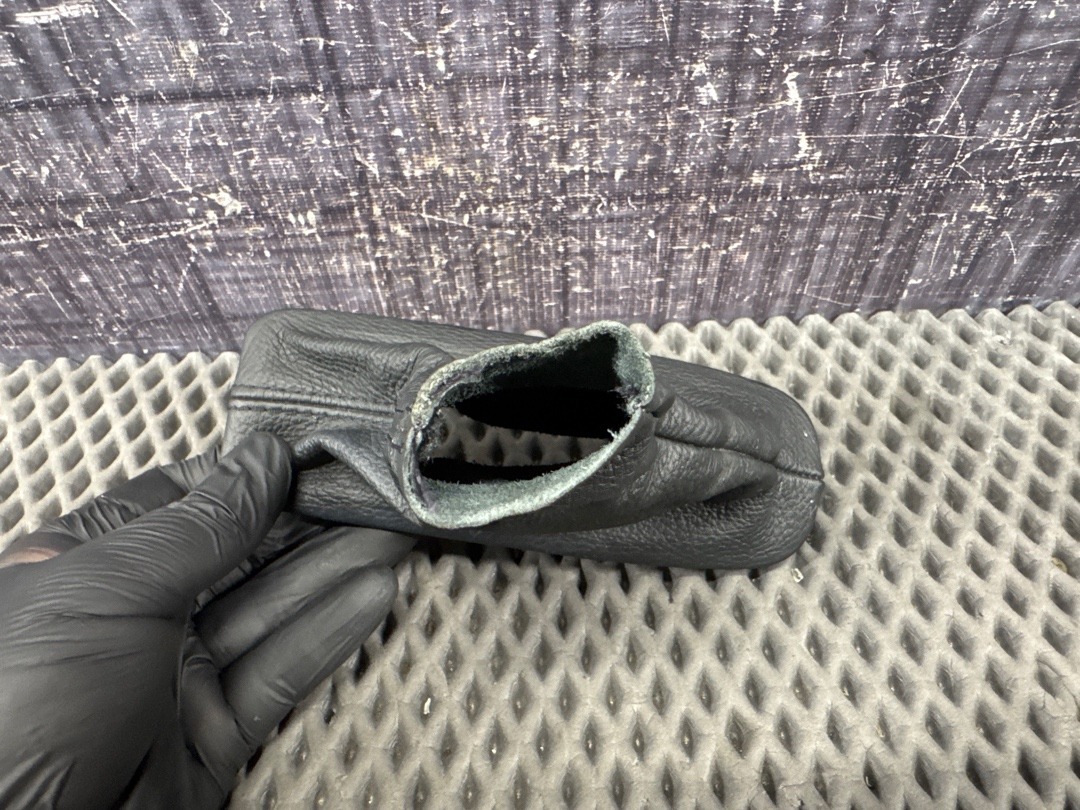 Кожух рычага ручного тормоза, 1130 рублей, Красноярск