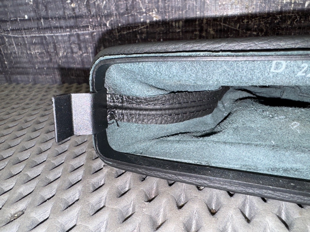 Кожух рычага ручного тормоза, 1130 рублей, Красноярск