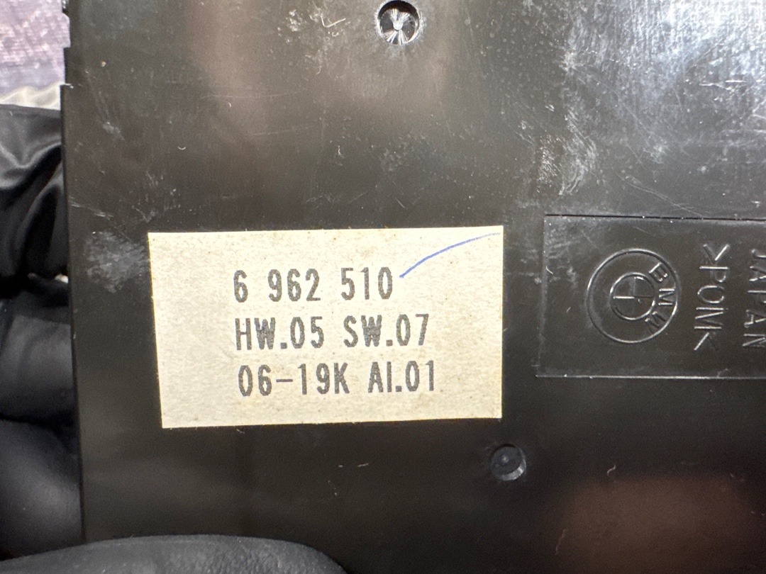 Кнопка стеклоподъемника, 1240 рублей, Красноярск