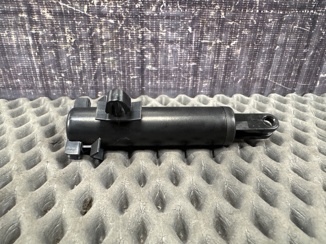 Амортизатор бардачка, 1320 рублей, Красноярск