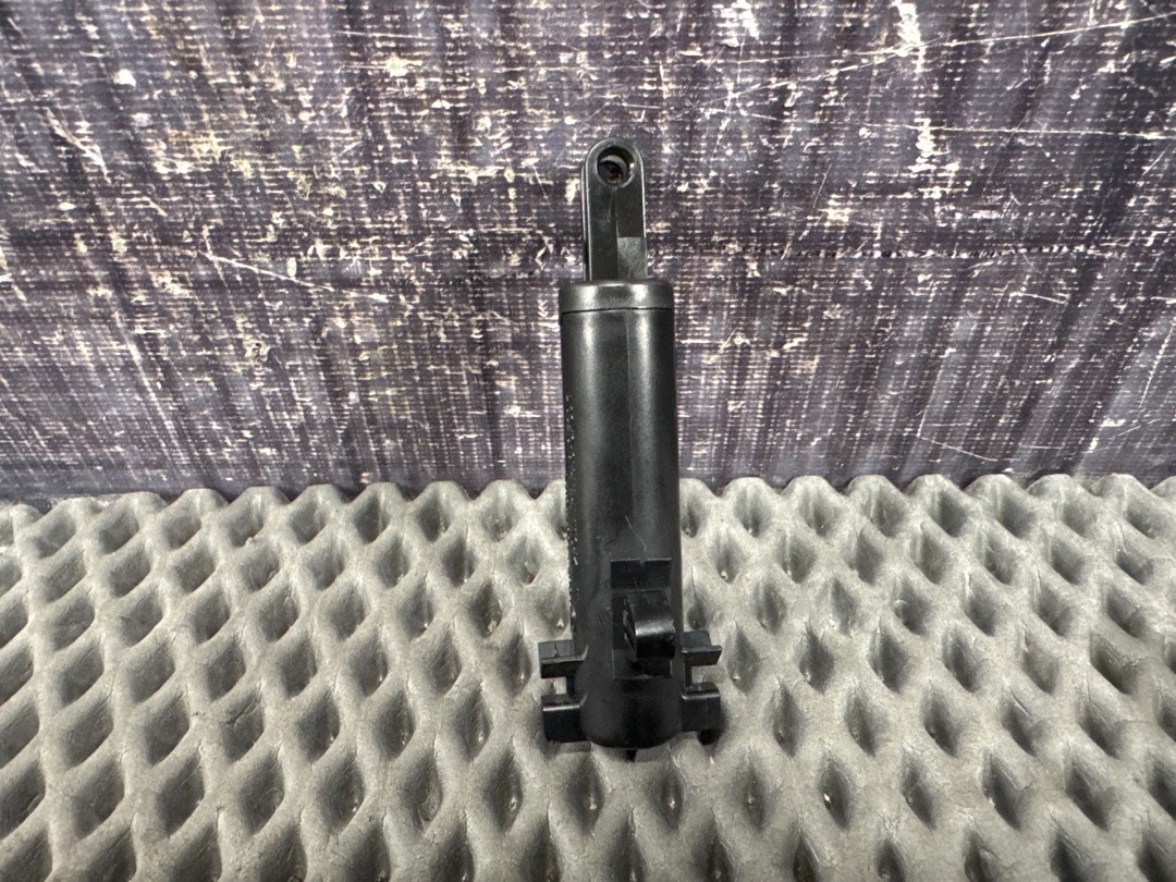 Амортизатор бардачка, 1320 рублей, Красноярск