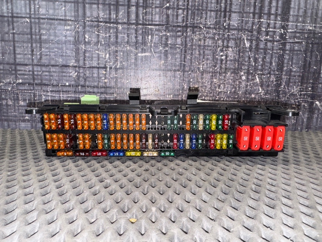 Блок предохранителей, 2150 рублей, Красноярск