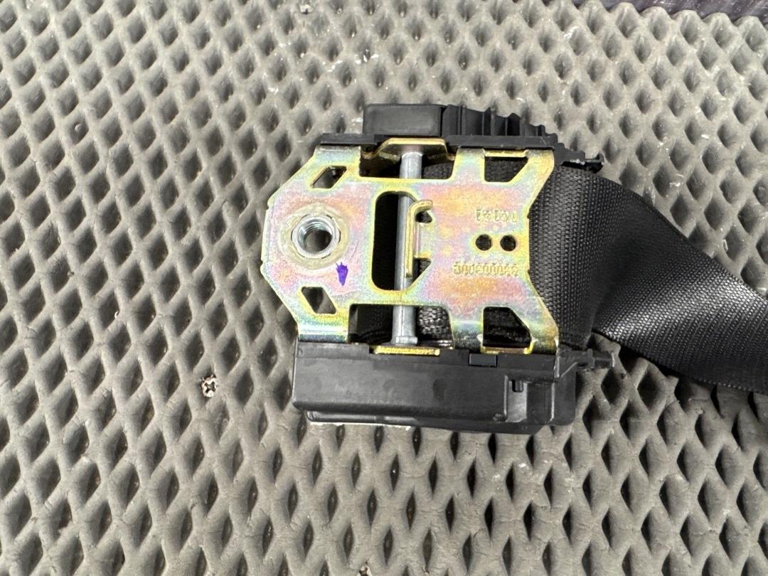 Ремень безопасности, 1000 рублей, Красноярск