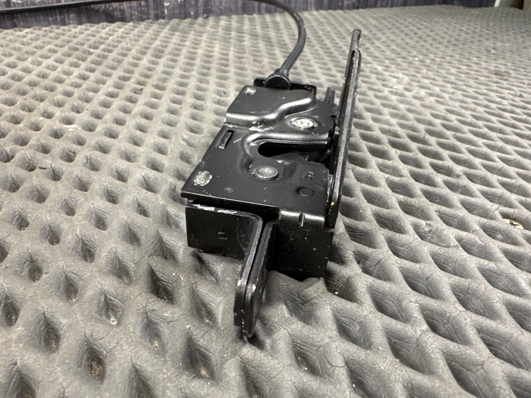 Замок багажника, 1080 рублей, Красноярск