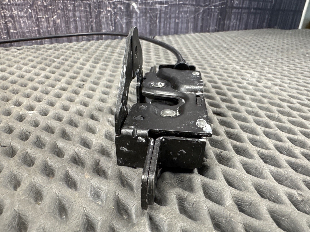 Замок багажника, 1080 рублей, Красноярск