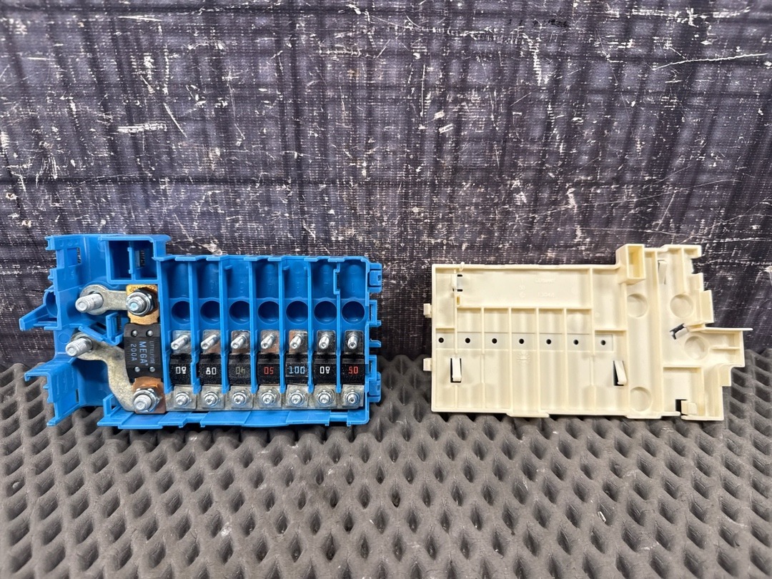 Блок предохранителей, 1230 рублей, Красноярск