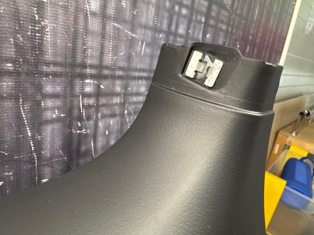 Пластик крышки багажника, 860 рублей, Красноярск