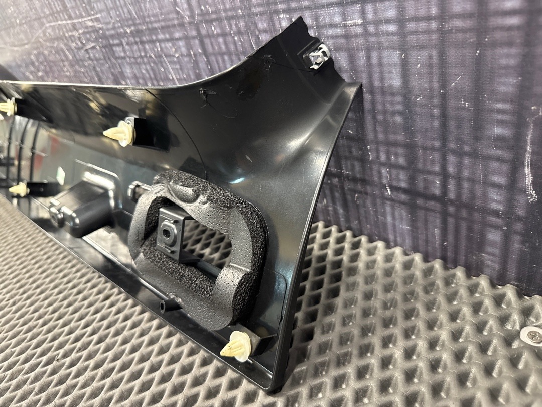 Пластик крышки багажника, 860 рублей, Красноярск