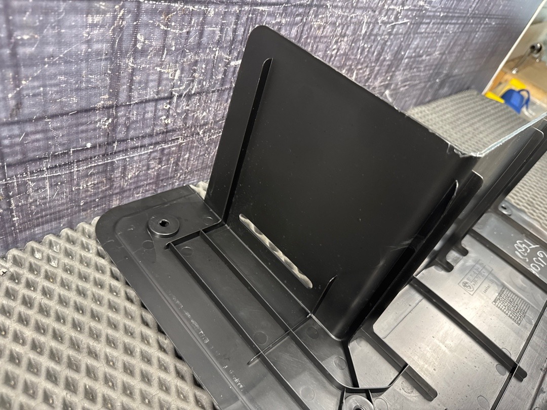 Пластик багажника, 680 рублей, Красноярск