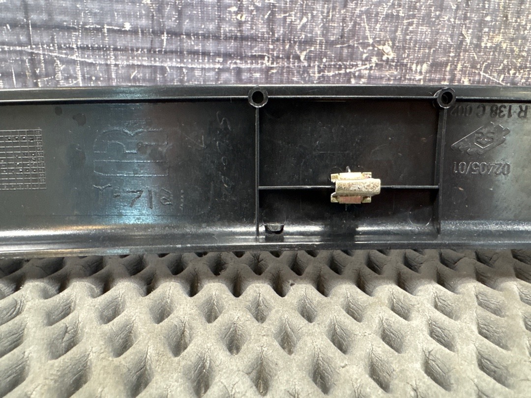 Обшивка крышки багажника, 720 рублей, Красноярск