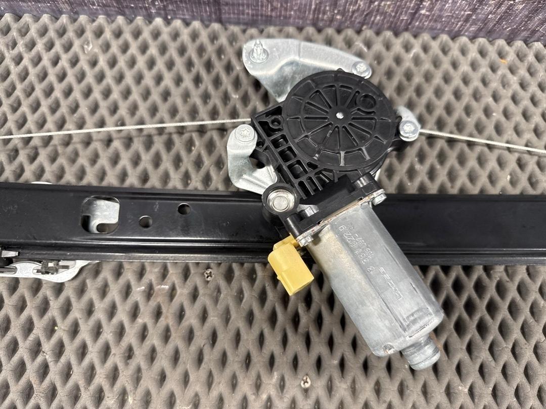 Стеклоподъемник, 2980 рублей, Красноярск