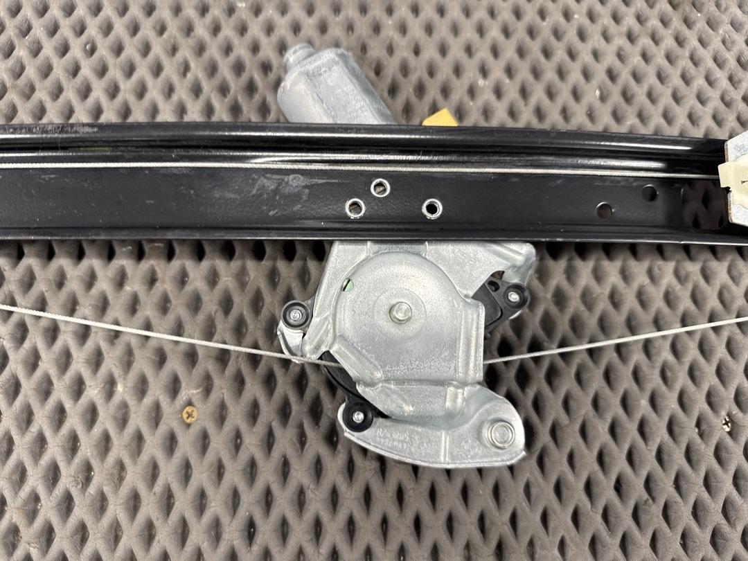 Стеклоподъемник, 2980 рублей, Красноярск