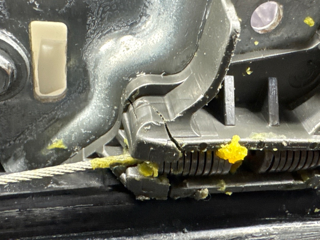 Стеклоподъемник, 2980 рублей, Красноярск